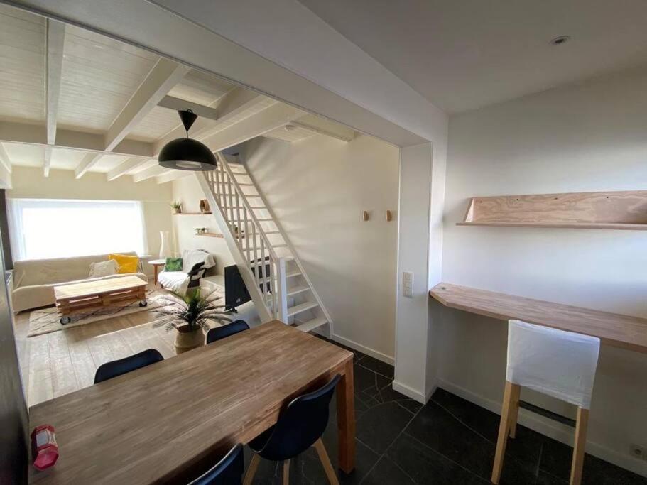 Cosy Beachhouse Within Walking Distance Of The Sea Villa De Haan Bagian luar foto