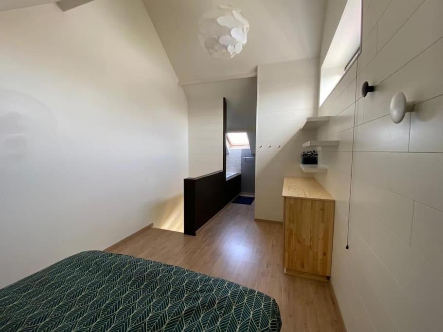 Cosy Beachhouse Within Walking Distance Of The Sea Villa De Haan Bagian luar foto