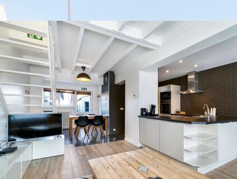 Cosy Beachhouse Within Walking Distance Of The Sea Villa De Haan Bagian luar foto